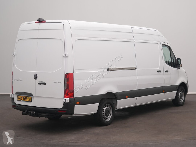 Véhicule utilitaire Mercedes 317 CDI