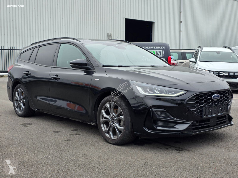 Véhicule utilitaire Ford focus