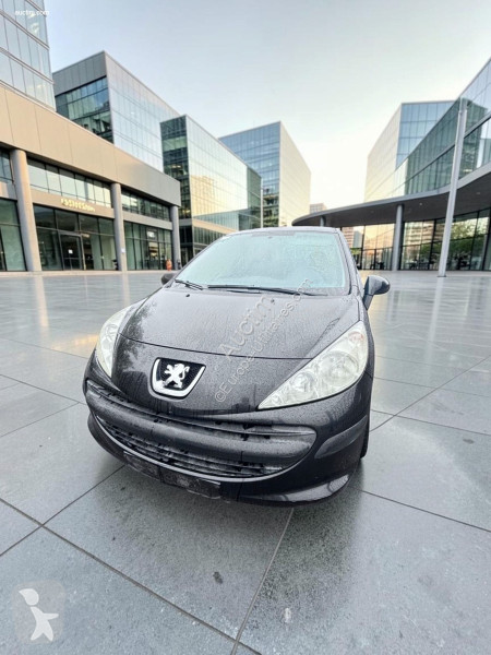 Véhicule utilitaire Peugeot 207