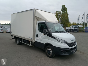 Véhicule utilitaire Iveco