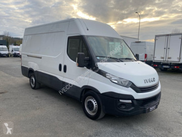 Véhicule utilitaire Iveco