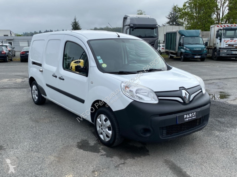 Véhicule utilitaire Renault Maxi 1.5 Blue dCi...