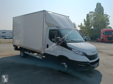 Véhicule utilitaire Iveco