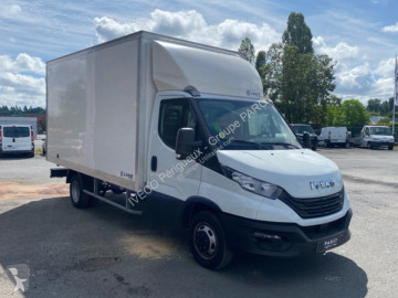 Véhicule utilitaire Iveco
