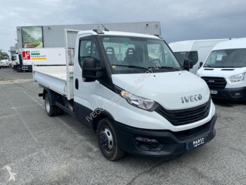 Véhicule utilitaire Iveco