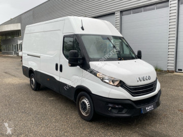 Véhicule utilitaire Iveco