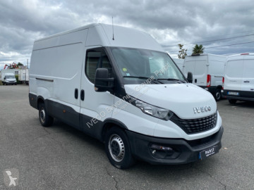 Véhicule utilitaire Iveco