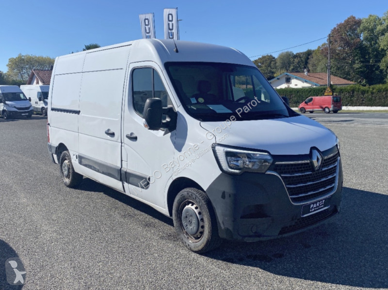 Véhicule utilitaire Renault F3300 L2H2 2.3 Blue...
