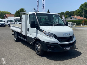 Véhicule utilitaire Iveco