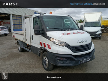 Véhicule utilitaire Iveco