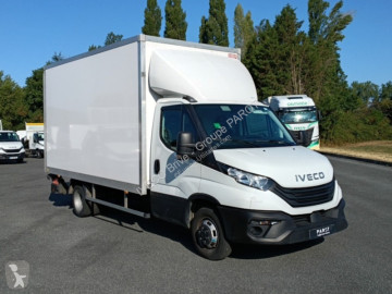 Véhicule utilitaire Iveco