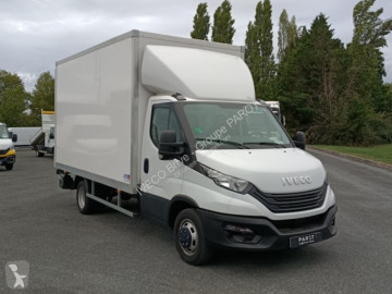 Véhicule utilitaire Iveco