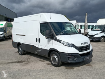 Véhicule utilitaire Iveco