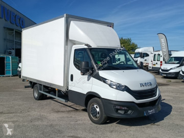 Véhicule utilitaire Iveco