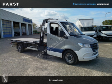 Véhicule utilitaire Mercedes