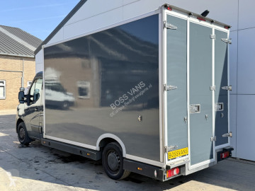 Fourgon Renault neuf