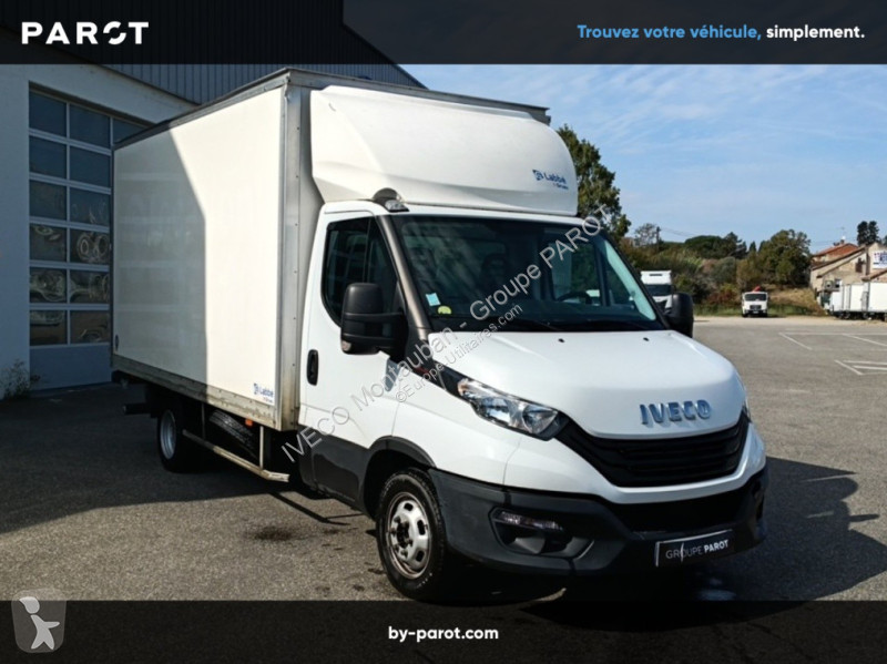 Véhicule utilitaire Iveco 35C16H3.0 empattement...