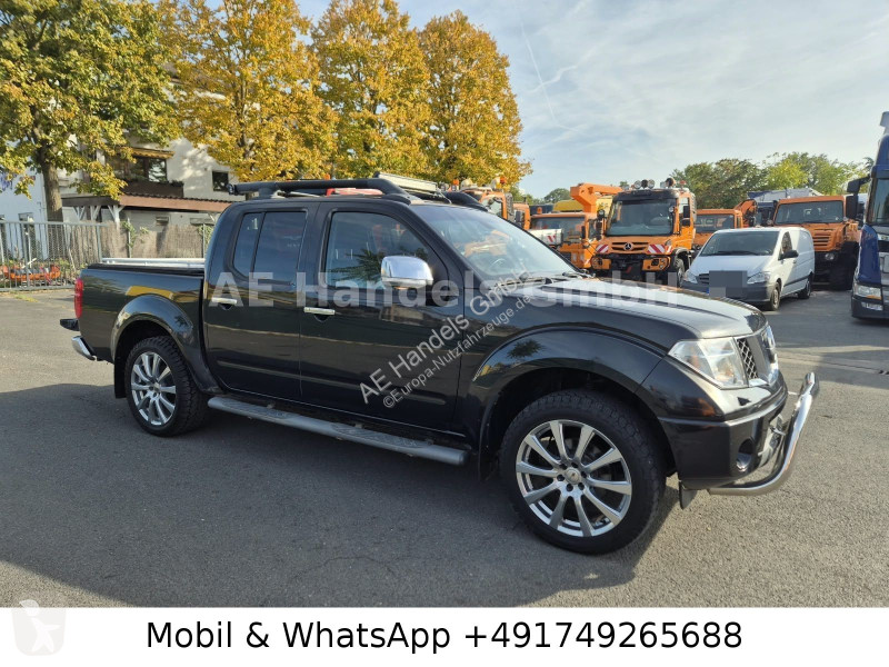 Nissan 2,5 dCi Double Cab 4X4 * Leder/AHK/Navi van