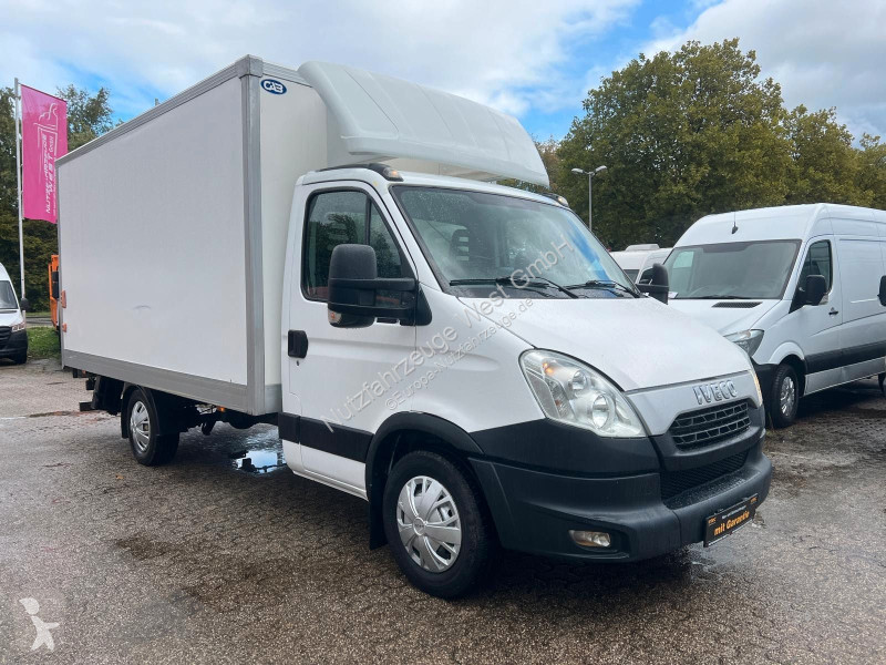 Véhicule utilitaire Iveco 35S15 Koffer...