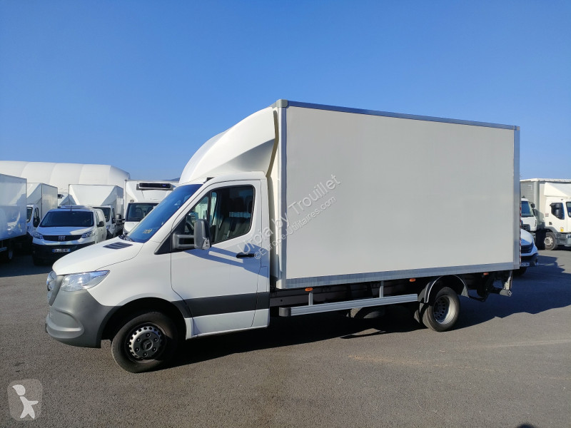 Mercedes 20M3 FOURGON HAYON 3.5 T van