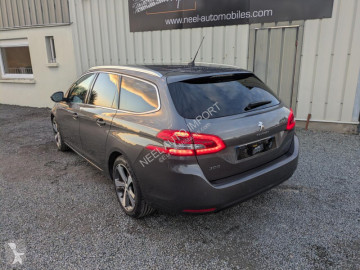 Peugeot estate car
