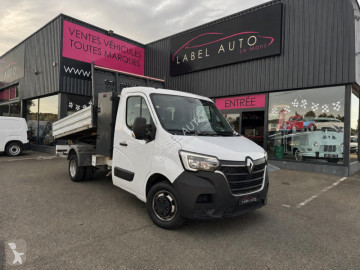 Renault tipper van