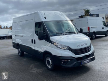 Iveco mid-size van