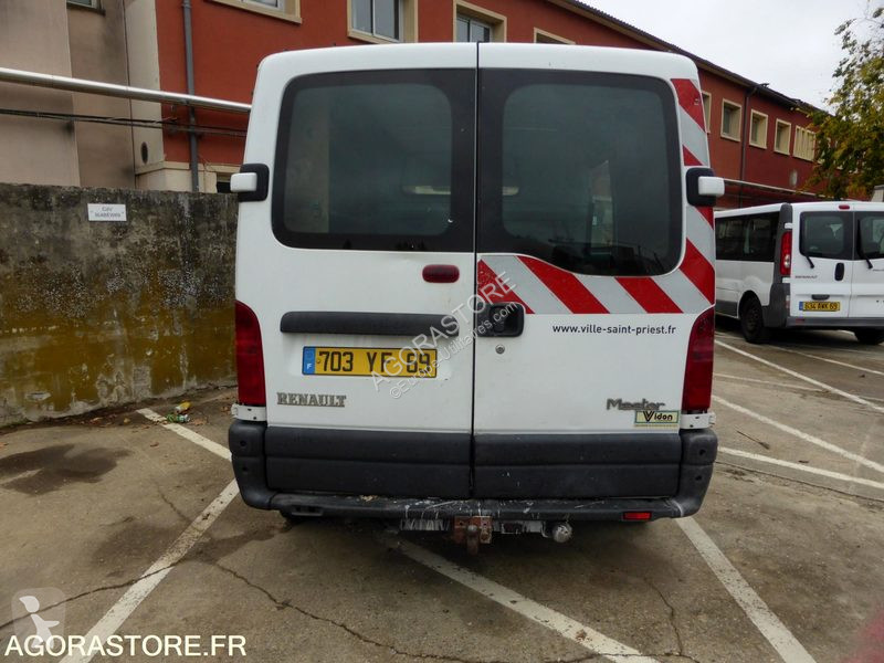 Renault MASTER van