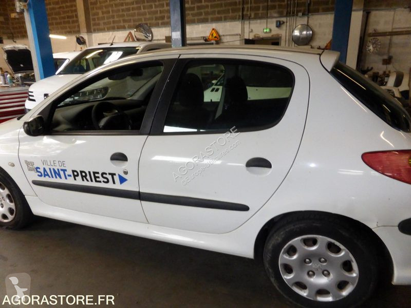 Peugeot 206 van