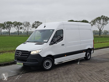 Mercedes cargo van
