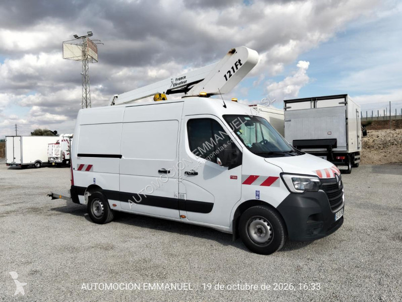 Renault 2.3 DCI 150 van