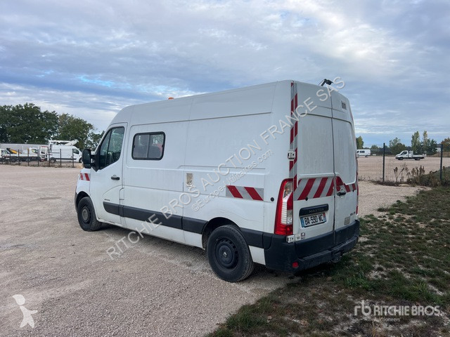 Renault dci100 van