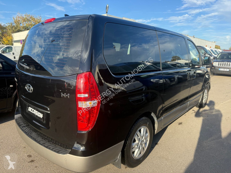 Hyundai SATELLITE van