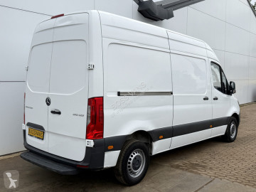 Mercedes cargo van