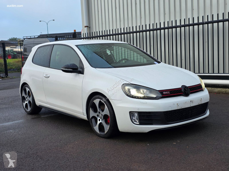 Volkswagen golf van