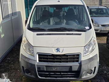 Peugeot van