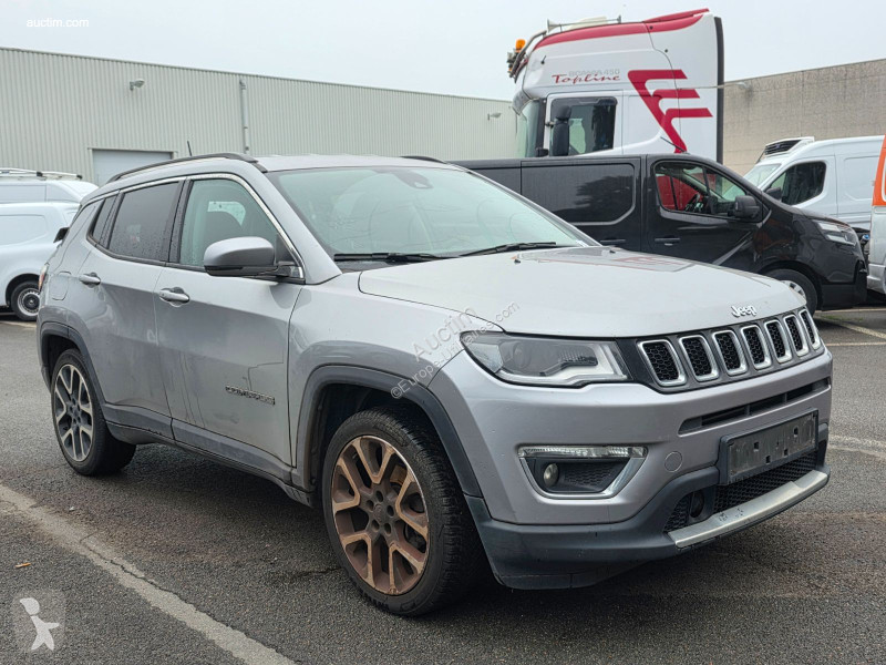 Jeep compass van