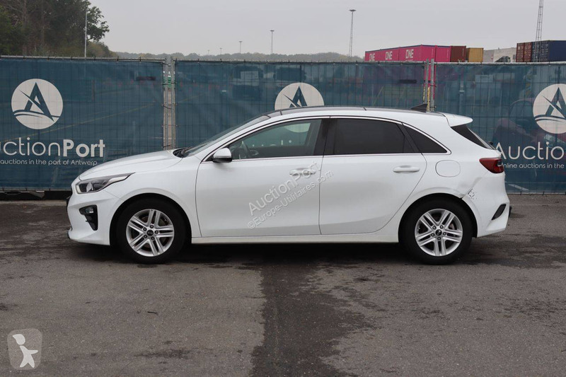 KIA  cee'd van