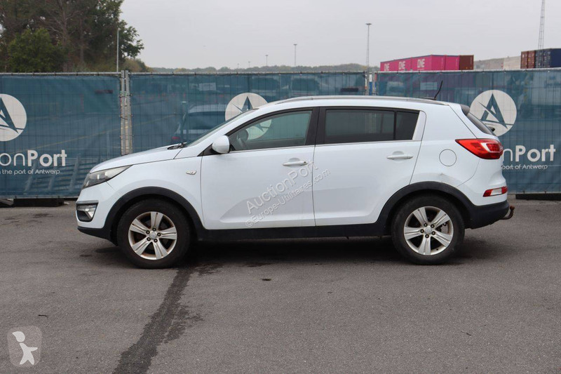KIA  van
