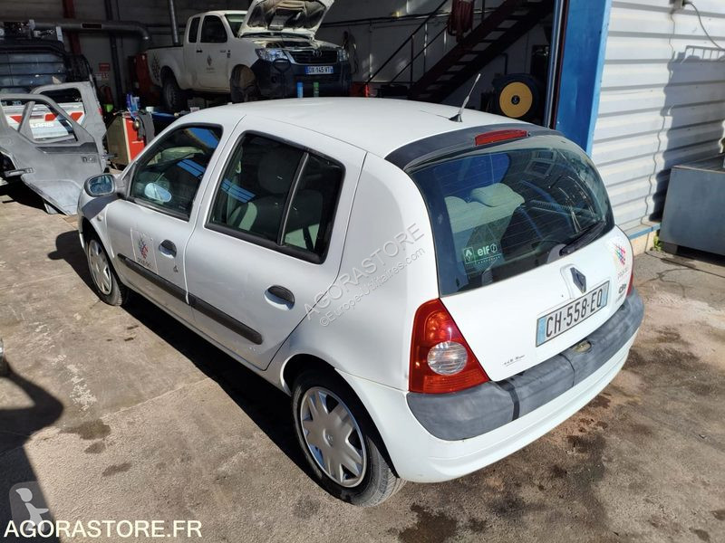 Renault CLIO van
