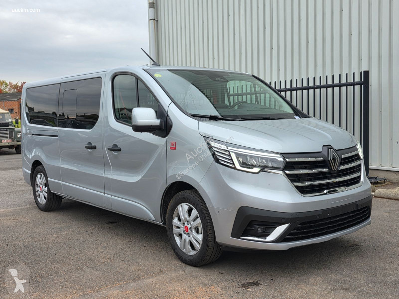 Renault trafic van