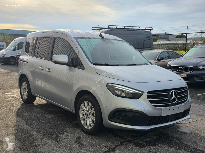 Užitkové vozidlo Mercedes t180d