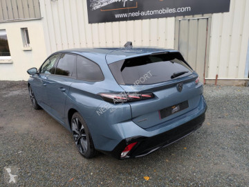 Peugeot estate car