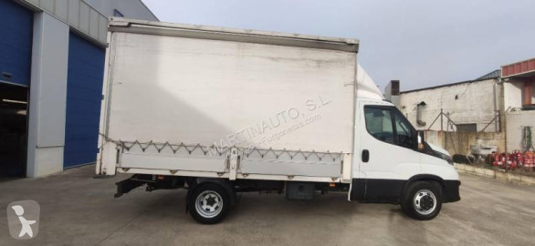 Iveco curtainside van