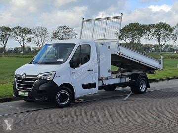 Renault tipper van
