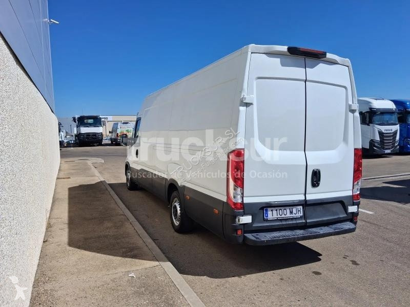 Furgoneta Iveco DAILY 35S16 16M3