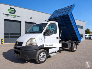 Renault tipper van