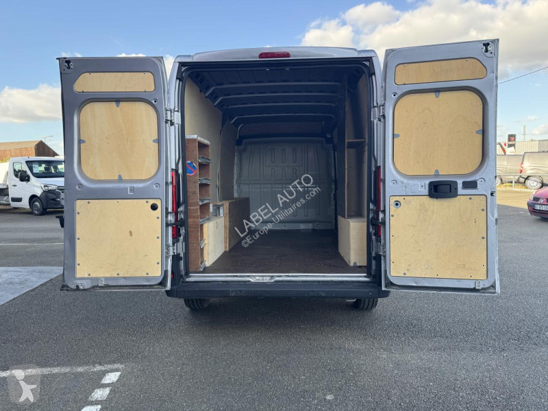 Véhicule utilitaire Opel MOVANO 3T5 L3H2 2.2...