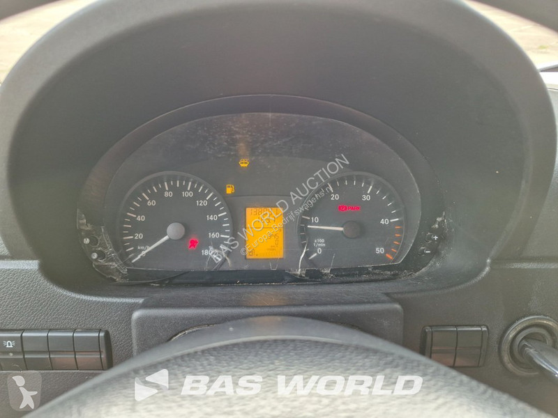 Užitkové vozidlo Mercedes 210 CDI