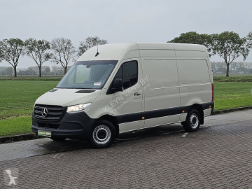 Mercedes Sprinter 311 L2H2 Mbux Achterwielaandrijving Airco Euro6 1e Eigenaar!
